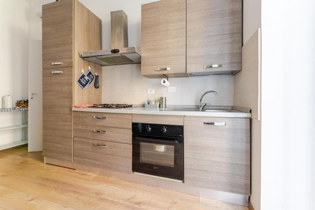 Domvs V Terrae Apartment La Spezia Bagian luar foto